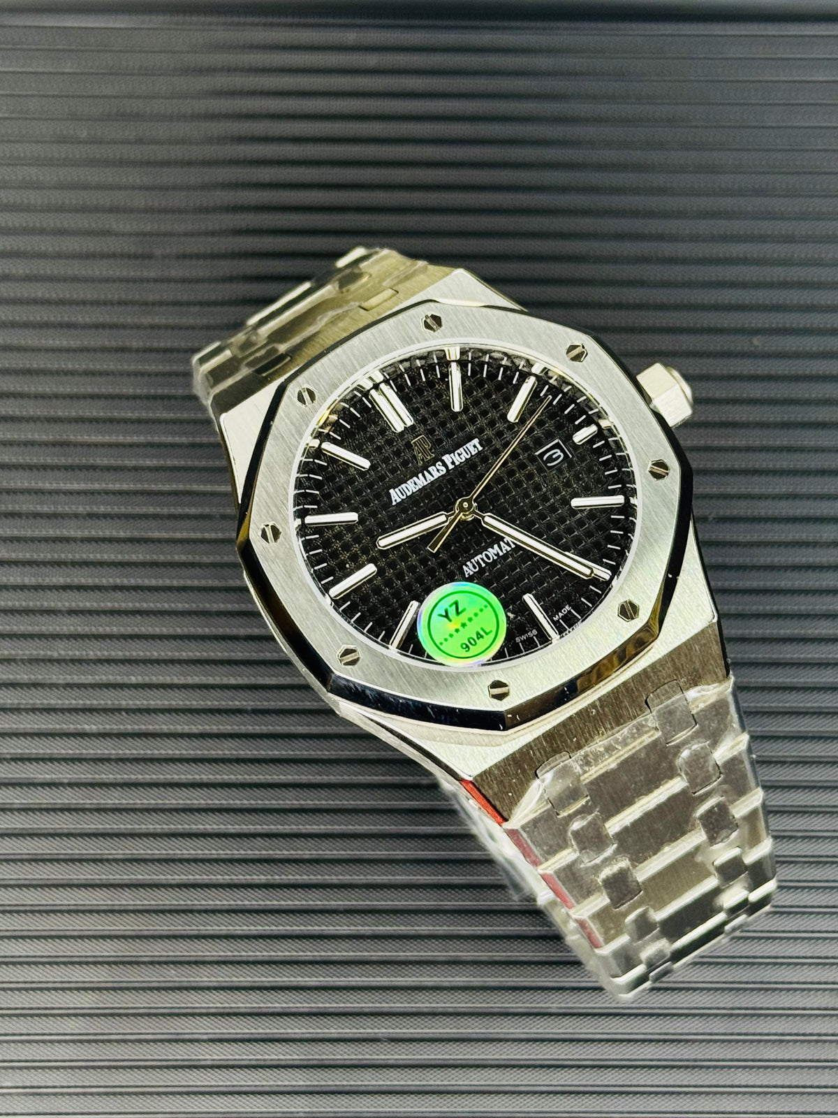 AP Super Clone Silver Black Waffle Royal Oak Watch