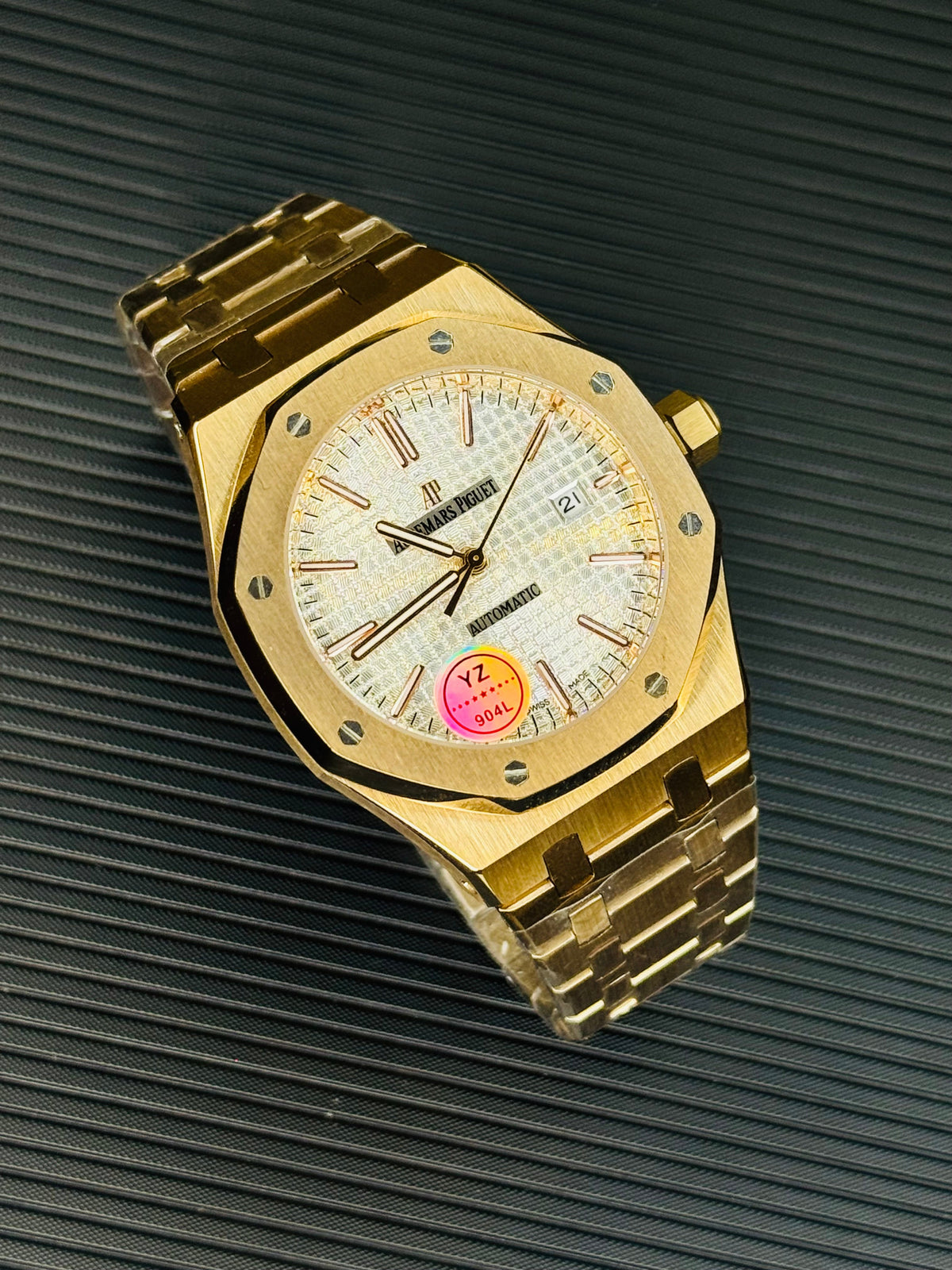 AP Super Clone Rose White Waffle Royal Oak Watch