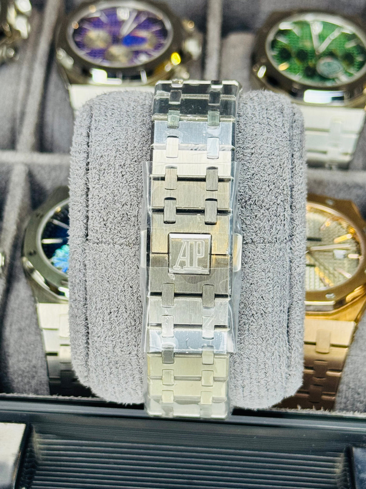 AP Super Clone Silver Black Waffle Royal Oak Watch