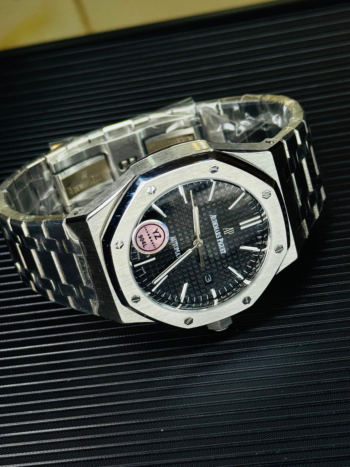 AP Super Clone Silver Black Waffle Royal Oak Watch