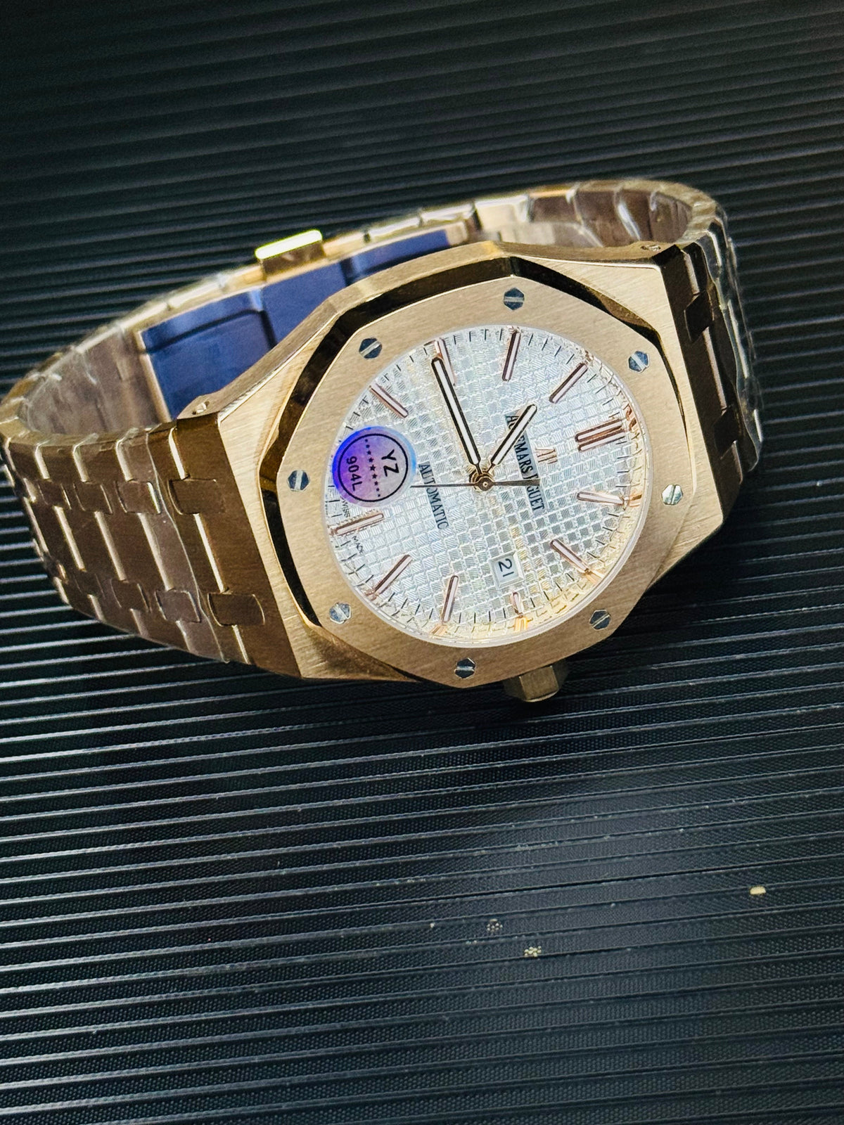 AP Super Clone Rose White Waffle Royal Oak Watch